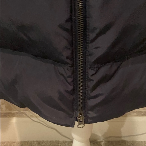 Orobo’s Long Women's Black Puffer Coat with Belted Waist. Size M. Navy/Black. - Picture 5 of 16